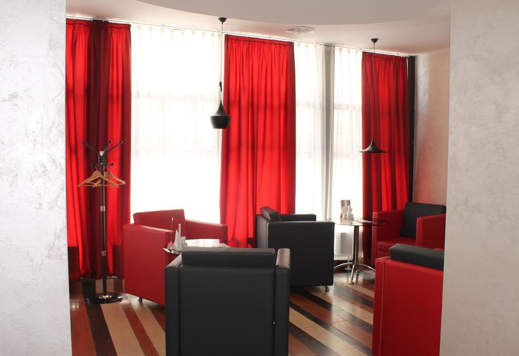 Hotel Kalyna Charkiv Esterno foto