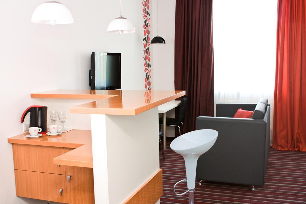 Hotel Kalyna Charkiv Esterno foto